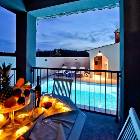 Villa Superior 4 Antea With Pool Jacuzzi,