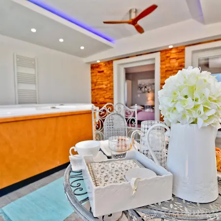 Superior 4 Antea With Pool Jacuzzi, *
