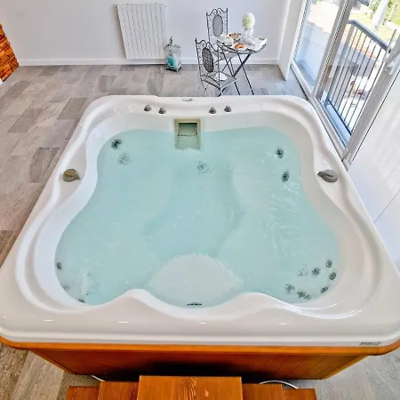 Villa Superior 4 Antea With Pool Jacuzzi, *