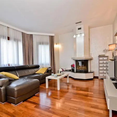 Superior 4 Antea With Pool Jacuzzi, * Zadar